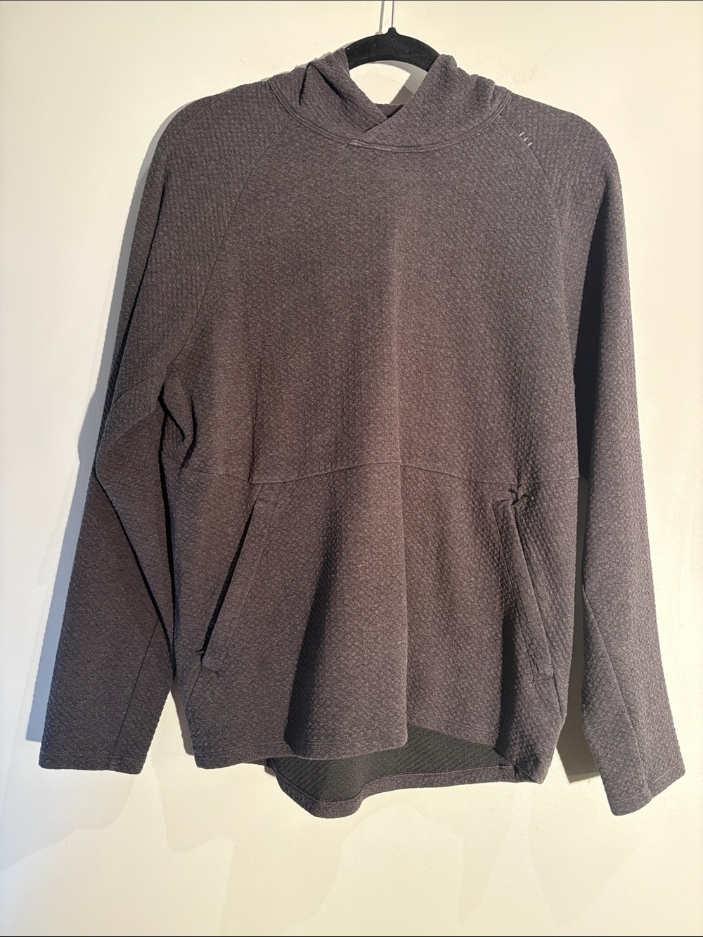 Lululemon Charcoal Textured Funnel Neck Pullover Size 8p